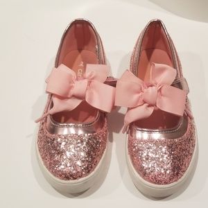 Carters girls dress shoes size 2